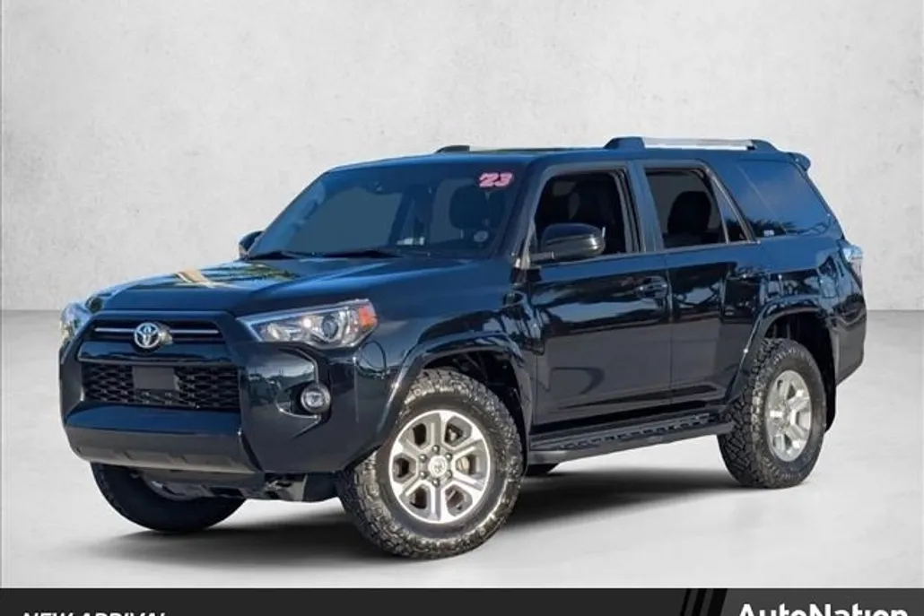 2023 Toyota 4Runner SR5 photo 1