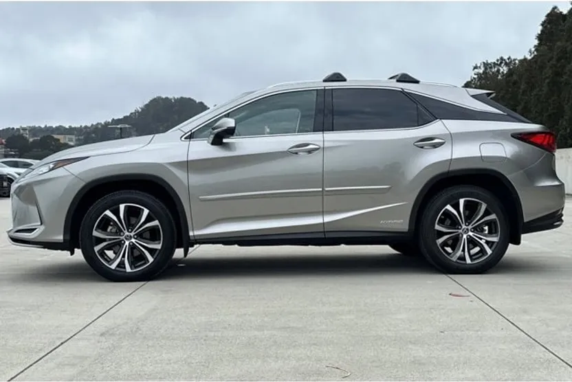 2020 Lexus RX 450h Premium photo 1