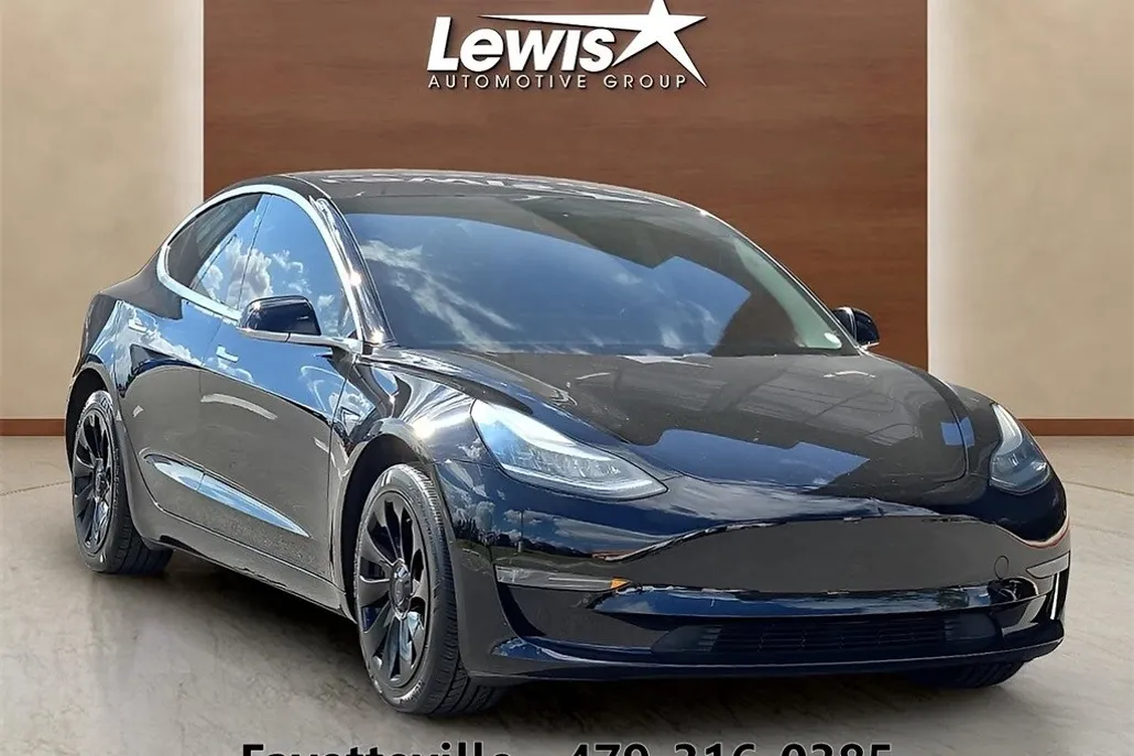 2018 Tesla Model 3 Mid Range photo 1