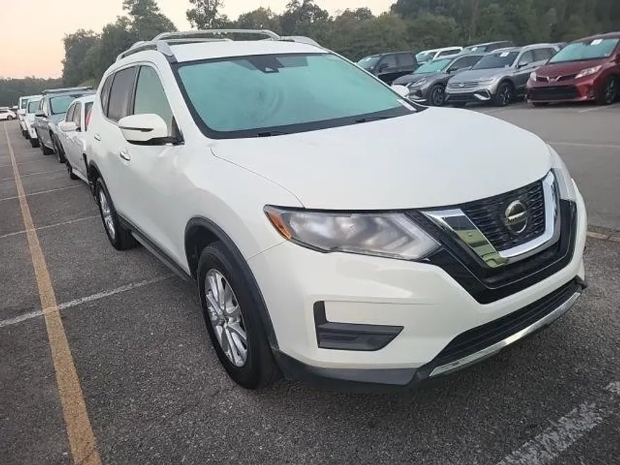 2020 Nissan Rogue S photo 1