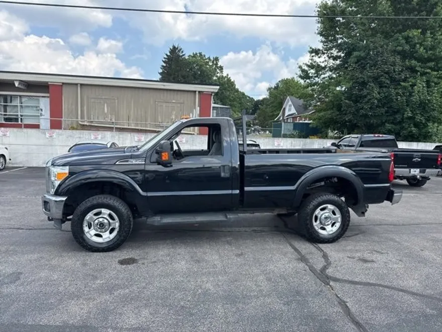 2015 Ford F-350 XLT photo 1