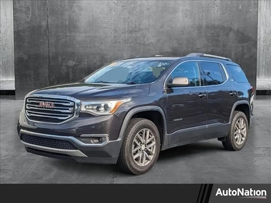 2017 Gmc Acadia SLE photo 1