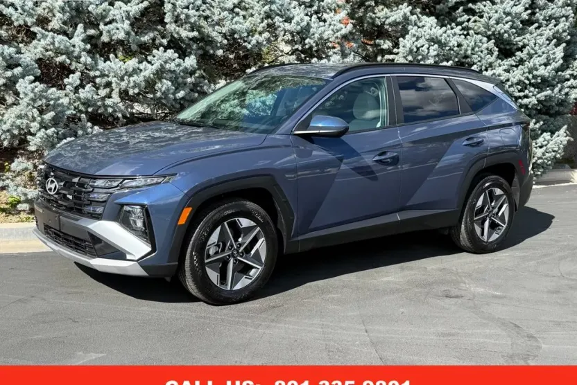 2025 Hyundai Tucson SEL photo 1