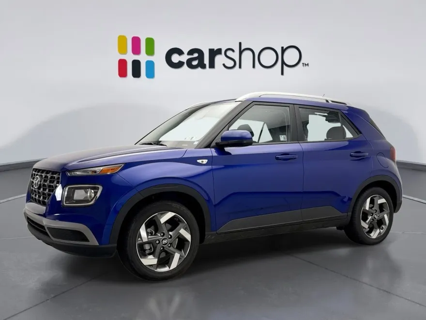 2025 Hyundai Venue SEL photo 1