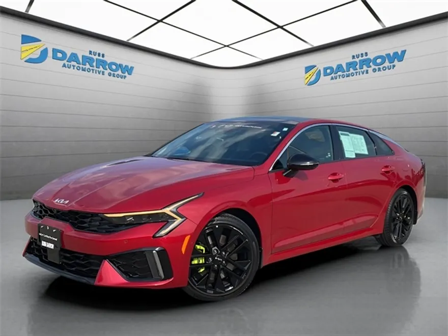 2025 Kia K5 GT photo 1