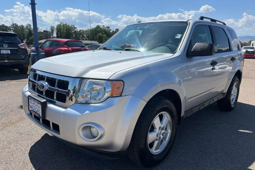 2012 Ford Escape XLT photo 1