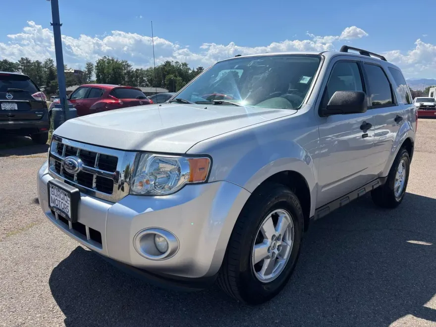 2012 Ford Escape XLT photo 1