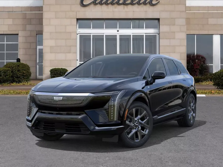 2025 Cadillac Optiq Luxury photo 1