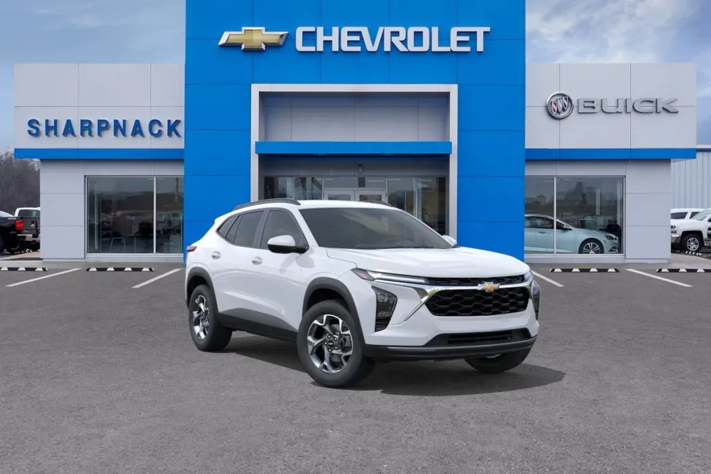 2025 Chevrolet Trax LT photo 1