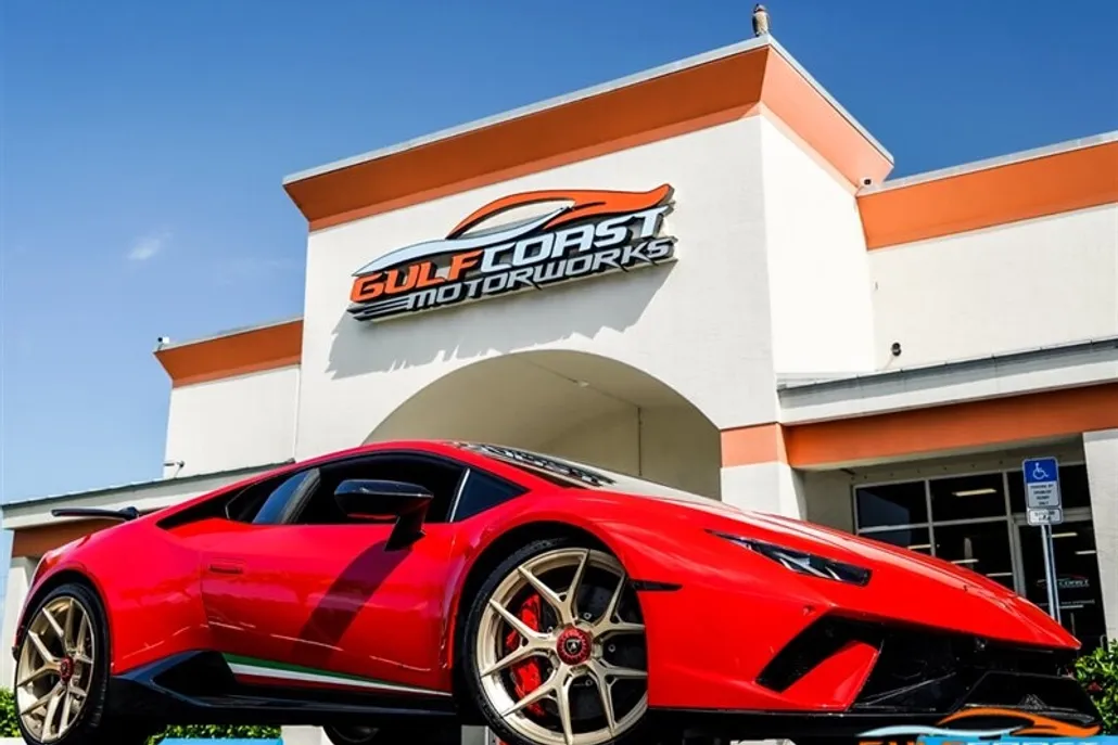 2018 Lamborghini Huracan Performante photo 1