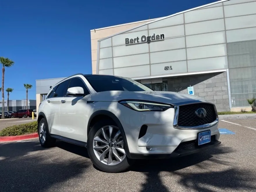 2021 Infiniti QX50 Luxe photo 1