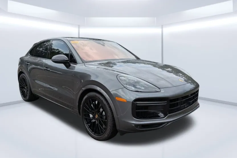 2020 Porsche Cayenne Coupe Turbo photo 1