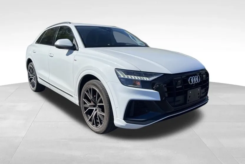 2020 Audi Q8 55 Premium Plus photo 1