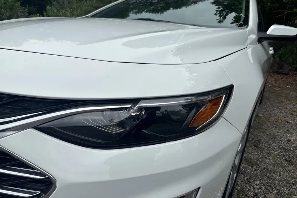 2023 Chevrolet Malibu 1LT photo 1