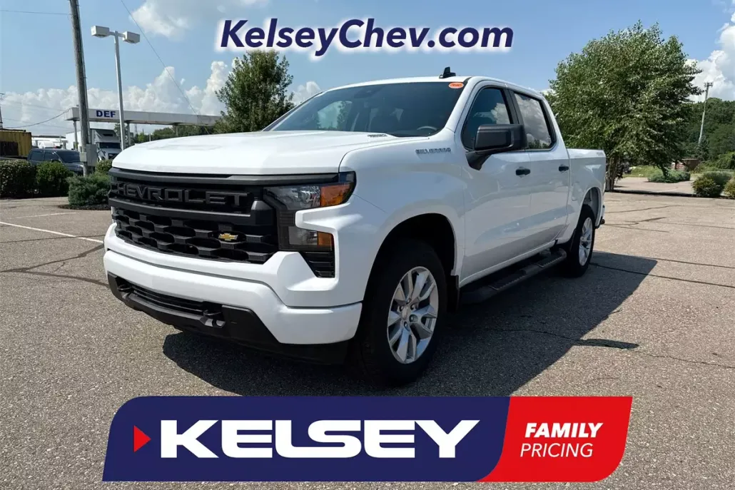 2026 Chevrolet Silverado 1500 Custom photo 1