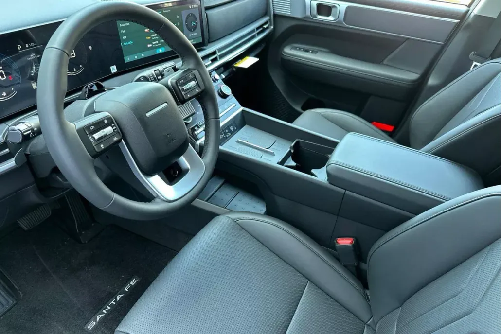 2025 Hyundai Santa Fe SEL photo 1