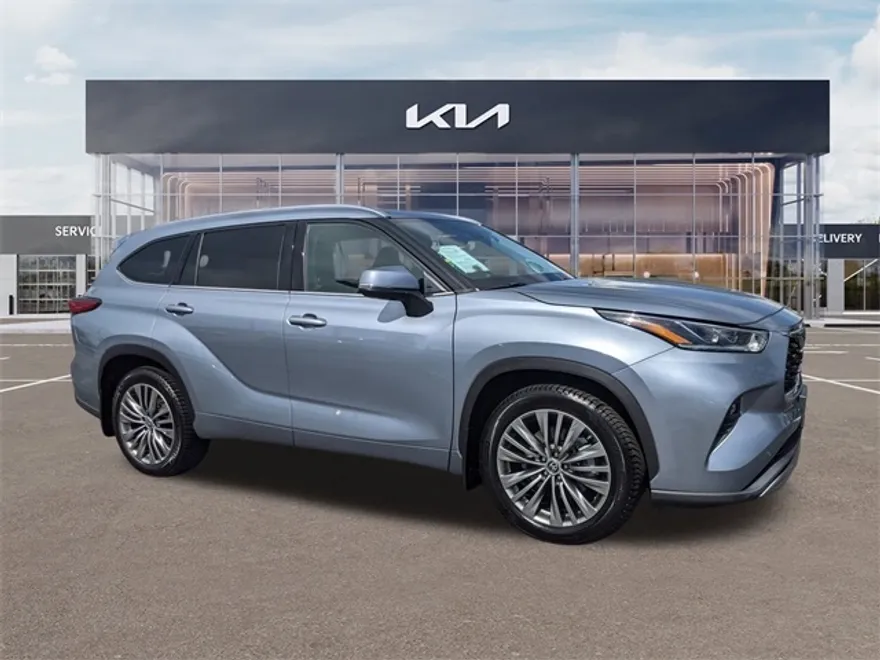 2020 Toyota Highlander Platinum photo 1