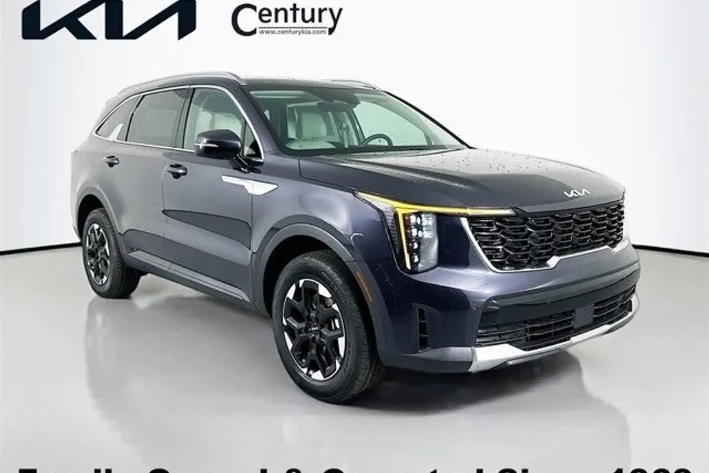 2025 Kia Sorento S photo 1