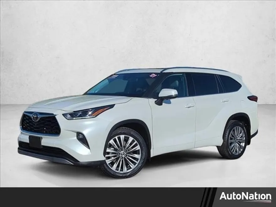 2021 Toyota Highlander Platinum Sport photo 1