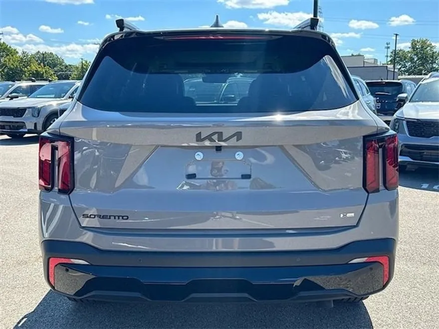 2026 Kia Sorento X-Line EX photo 1