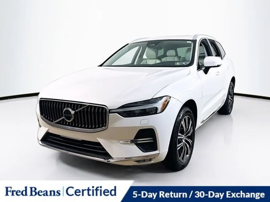 2022 Volvo XC60 B5 Inscription photo 1