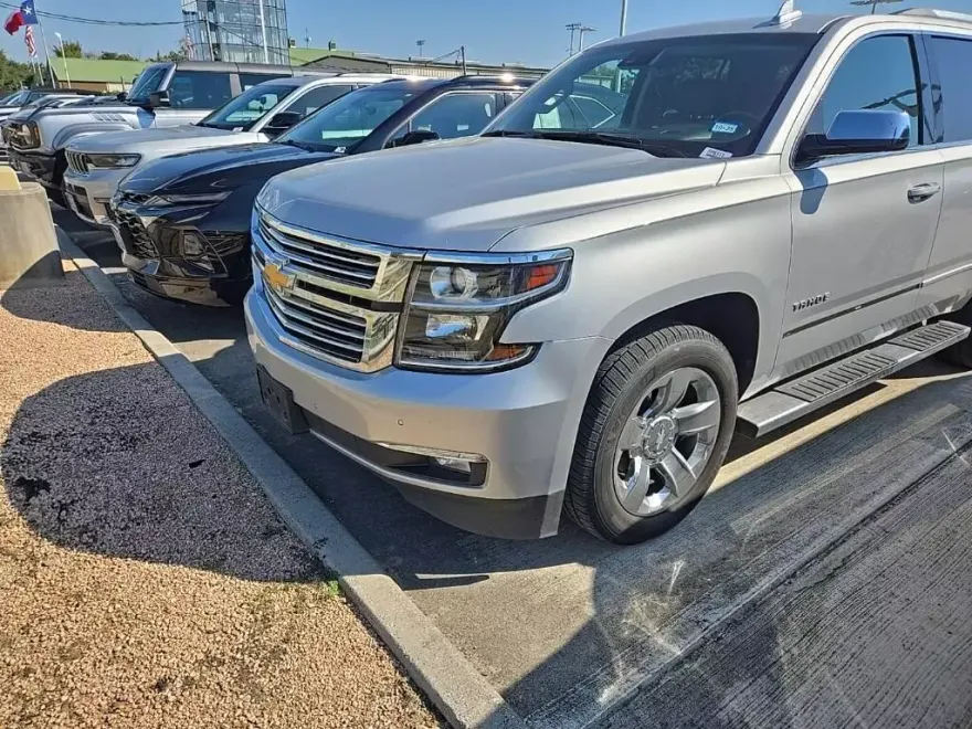 2018 Chevrolet Tahoe Premier photo 1