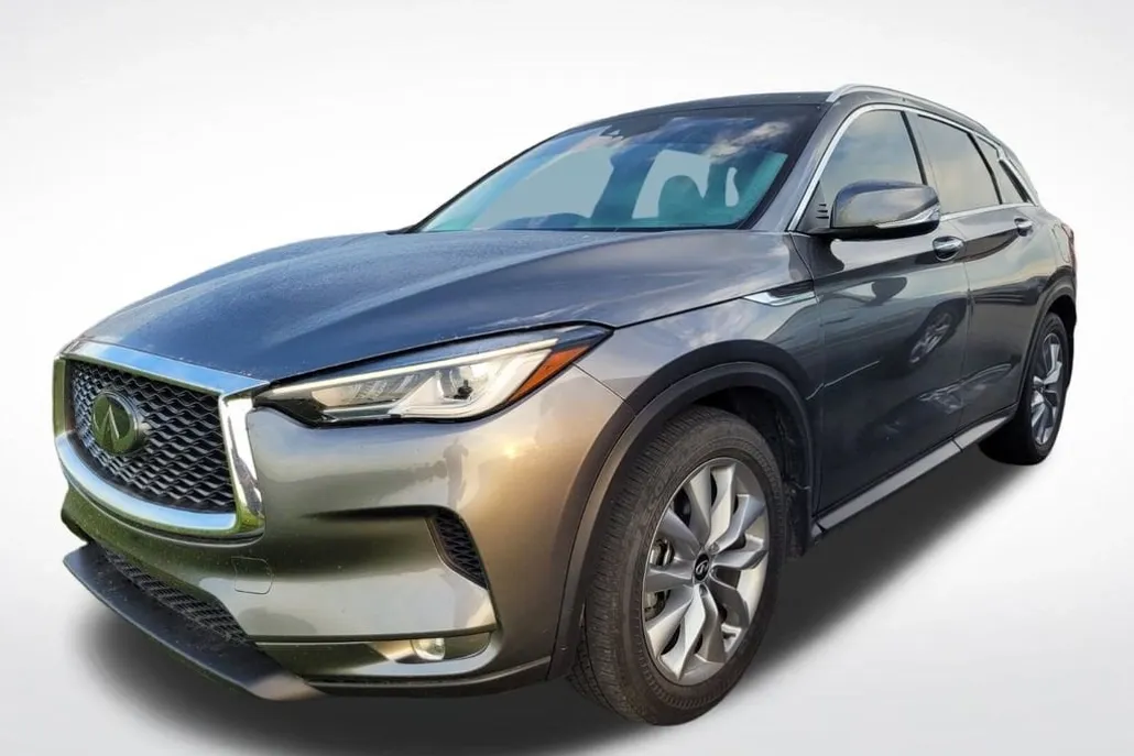 2022 Infiniti QX50 Luxe photo 1