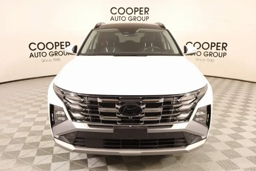 2025 Hyundai Tucson Limited photo 1