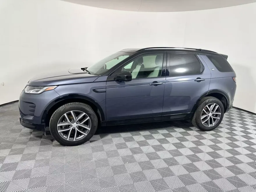2024 Land Rover Discovery Sport Dynamic SE photo 1