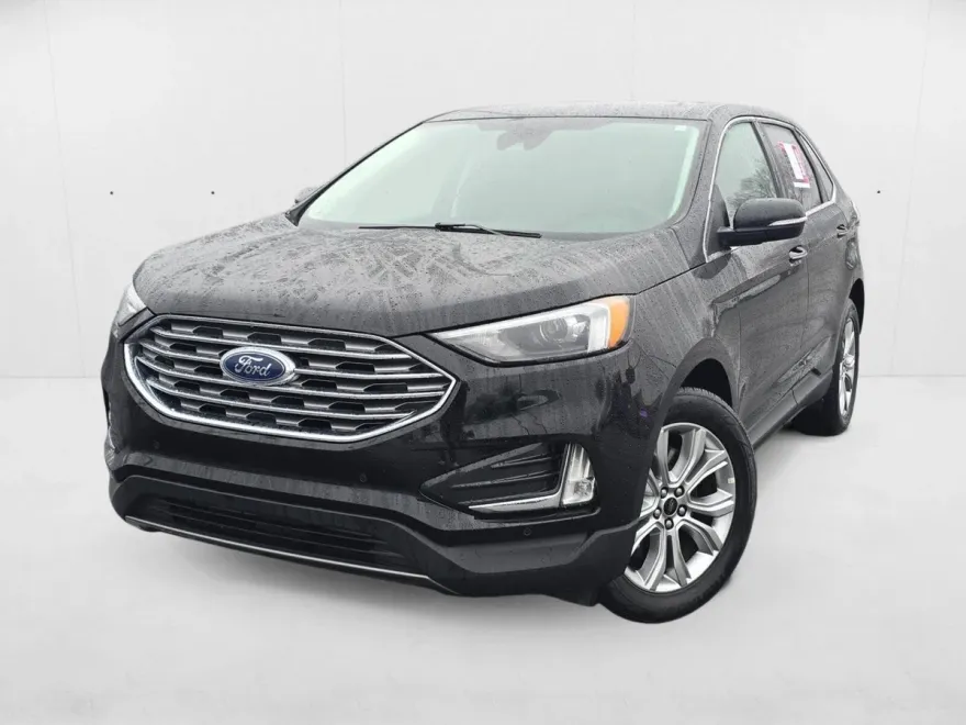 2024 Ford Edge Titanium photo 1