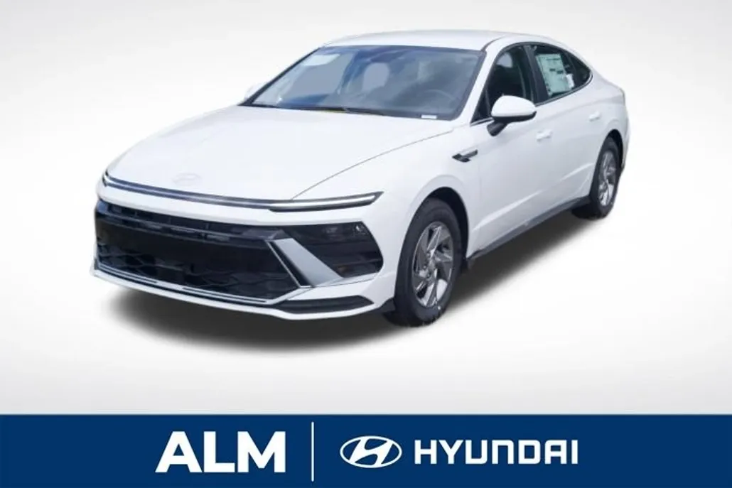 2025 Hyundai Sonata SE photo 1