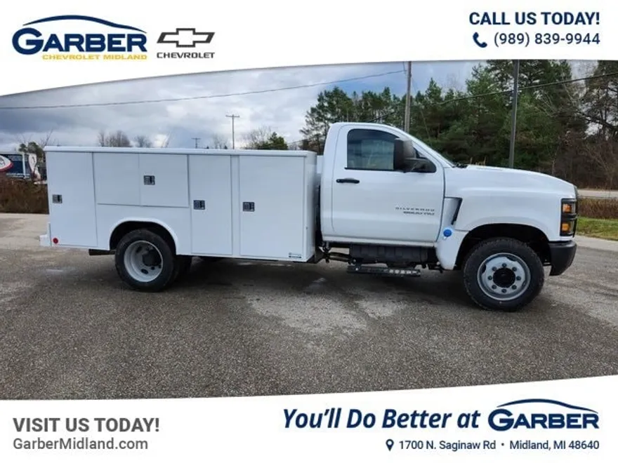 2024 Chevrolet Silverado 6500HD Work Truck photo 1