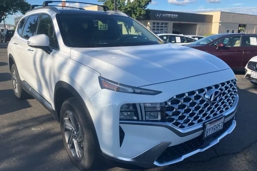 2022 Hyundai Santa Fe SEL Premium photo 1