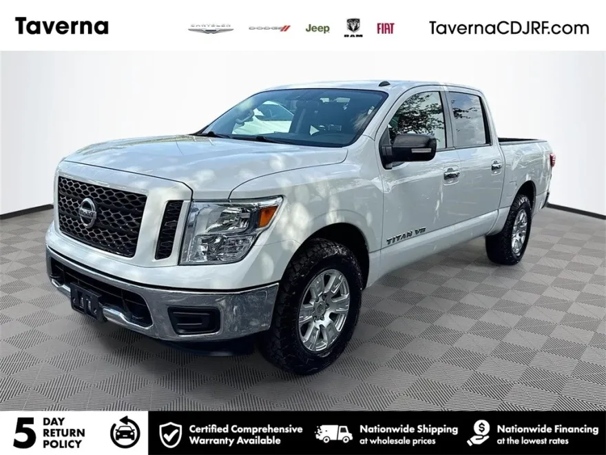 2019 Nissan Titan SV photo 1