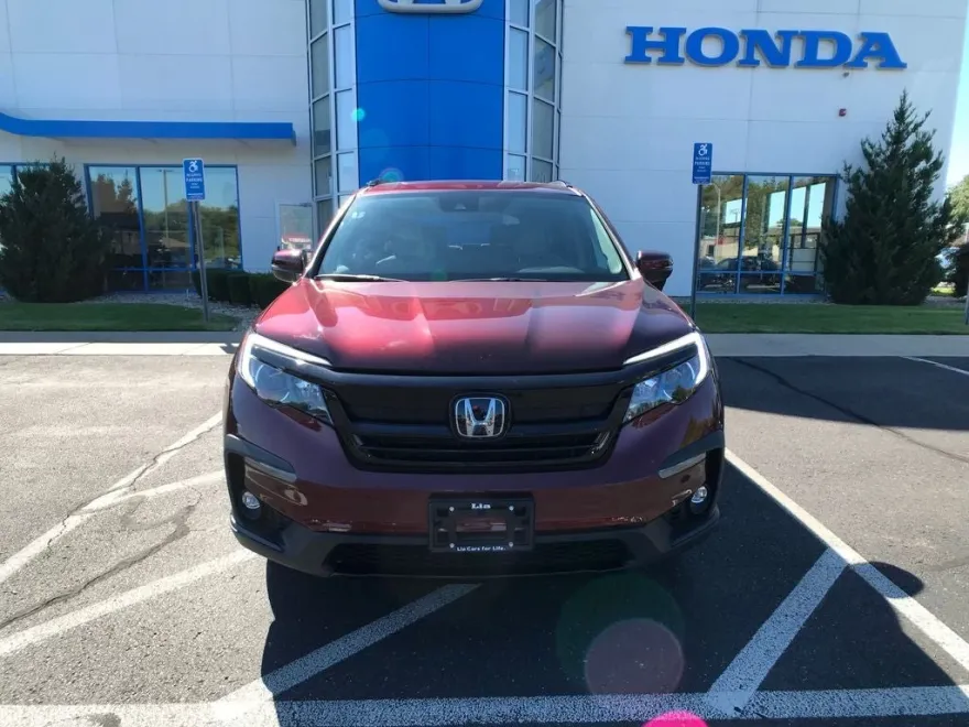 2022 Honda Pilot Special Edition photo 1