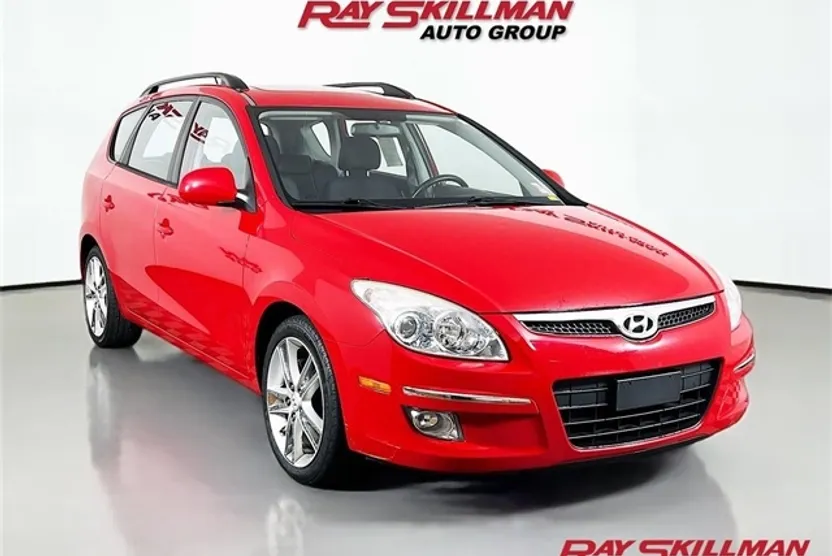 2010 Hyundai Elantra Touring SE photo 1