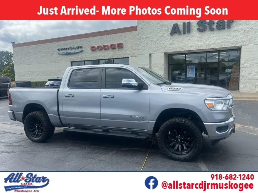 2023 Ram 1500 Laramie photo 1