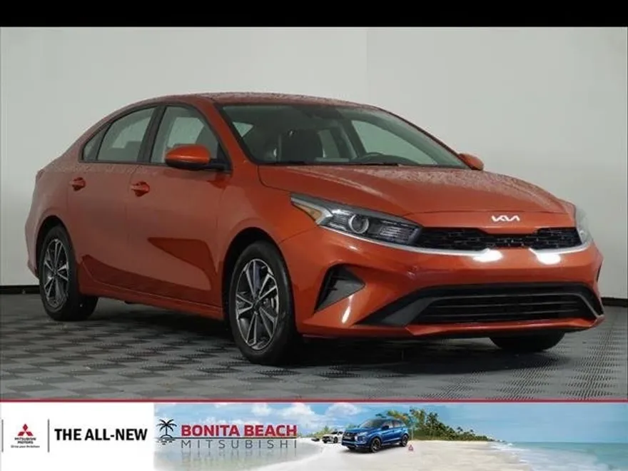 2024 Kia Forte LXS photo 1