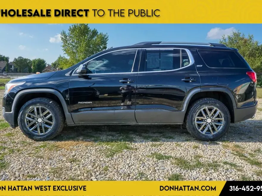 2017 Gmc Acadia SLT photo 1