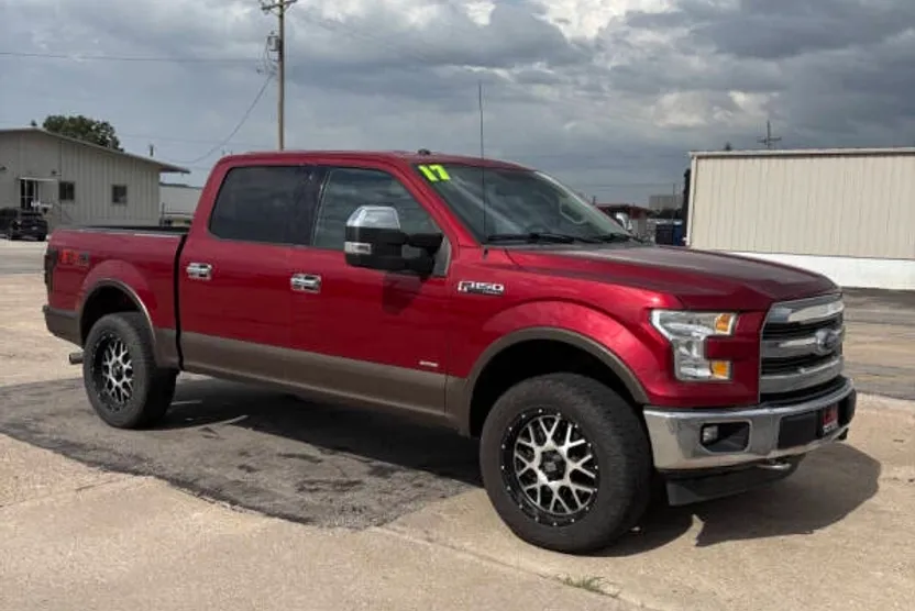 2017 Ford F-150 Lariat photo 1