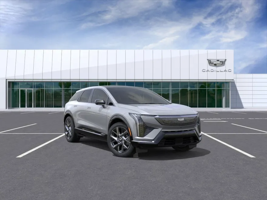 2025 Cadillac Optiq Luxury photo 1