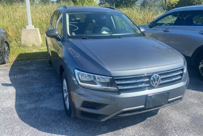 2019 Volkswagen Tiguan SE photo 1