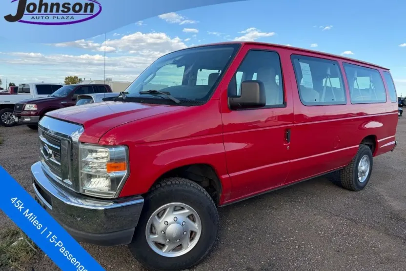 2014 Ford E-350 XLT photo 1