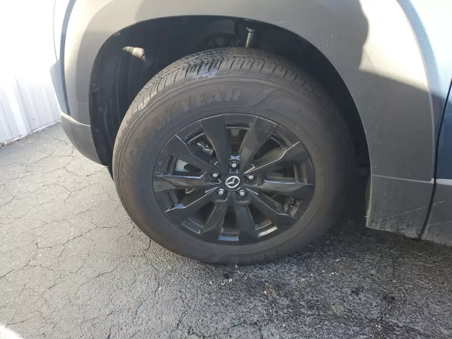 2025 Mazda CX-50 Premium photo 1