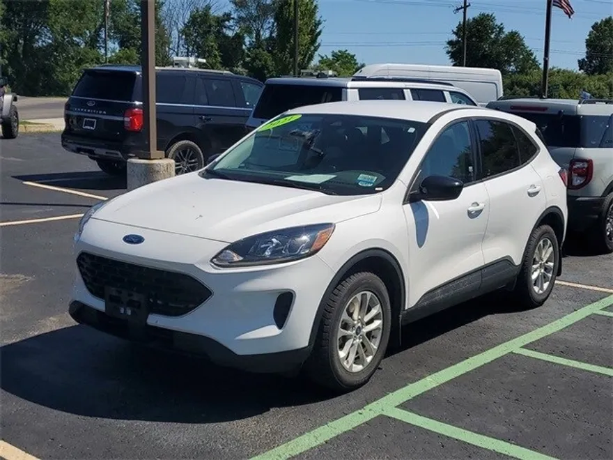2021 Ford Escape SE photo 1