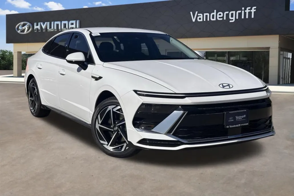 2026 Hyundai Sonata SEL Sport photo 1