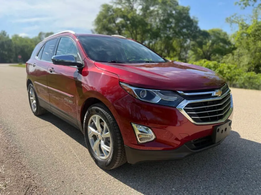 2019 Chevrolet Equinox Premier photo 1