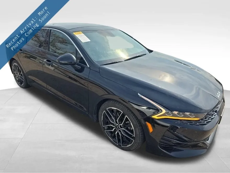 2023 Kia K5 GT photo 1
