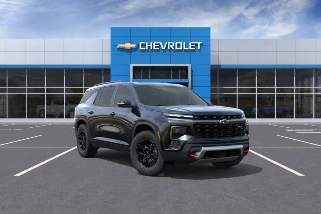 2026 Chevrolet Traverse Z71 photo 1