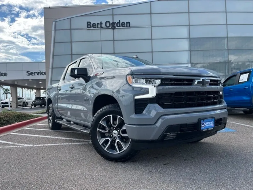 2024 Chevrolet Silverado 1500 RST photo 1